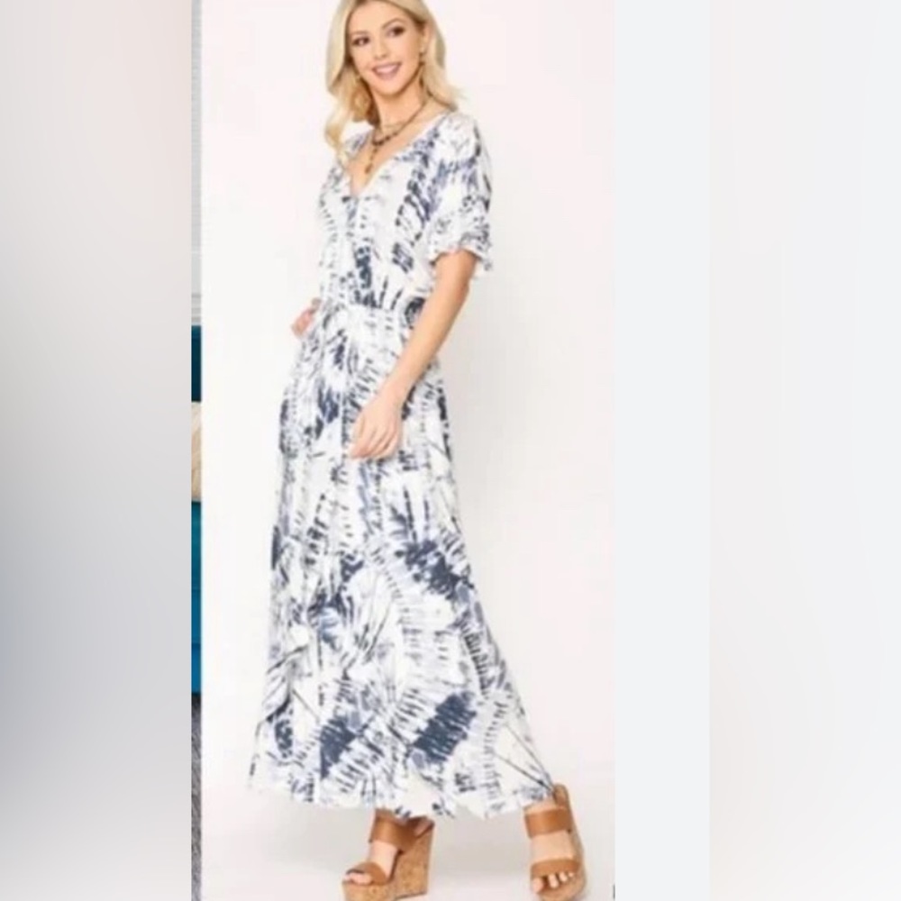 Ladies maxi dress by gigio